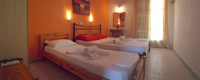 natsios-apartment21-3beds-second-floor-02